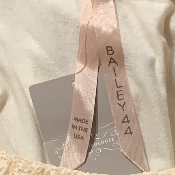 Fabulous  Tiered Lace Bailey 44  Anthropologie Dress Small - Picture 7 of 8